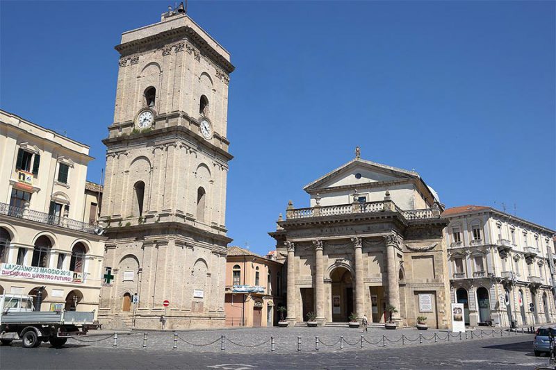 Cattedrale Basilica Madonna del Ponte